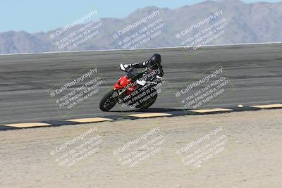 media/Oct-13-2025-Moto Forza (Mon) [[a66d839500]]/4-C Group/Session 2 (Bowl)/